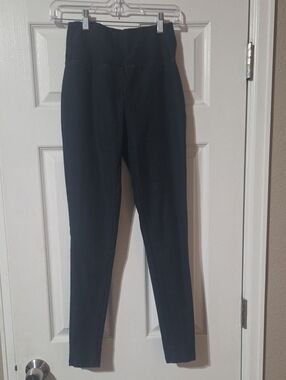Agnes & Dora Skinny Ponte Pants in Black